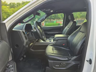 Ford Expedition XLT 2018 GCC Specs | Full service history available | Orginal paint | Single owner-14