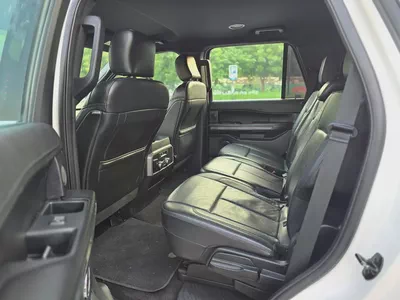 Ford Expedition XLT 2018 GCC Specs | Full service history available | Orginal paint | Single owner-15