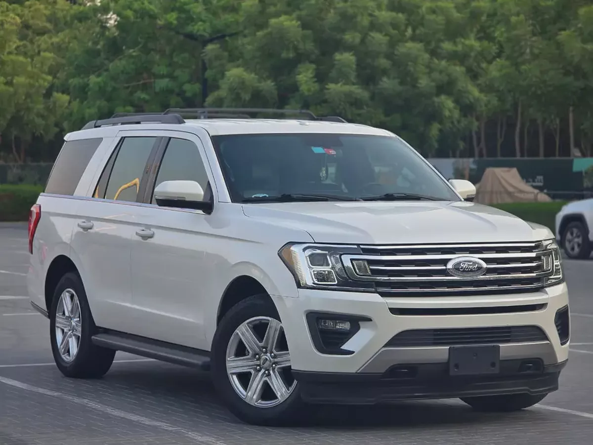 Ford Expedition XLT 2018 GCC Specs | Full service history available | Orginal paint | Single owner
