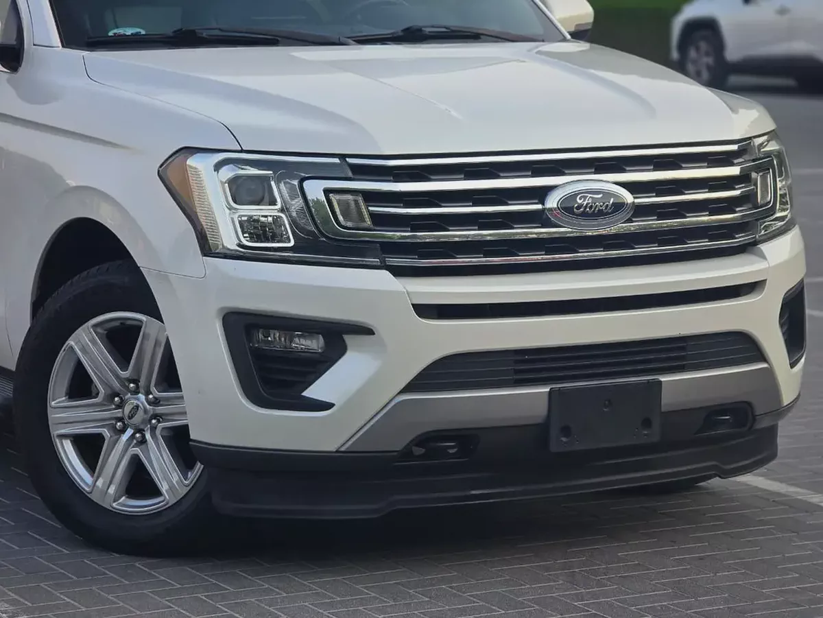 Ford Expedition XLT 2018 GCC Specs | Full service history available | Orginal paint | Single owner-2-2