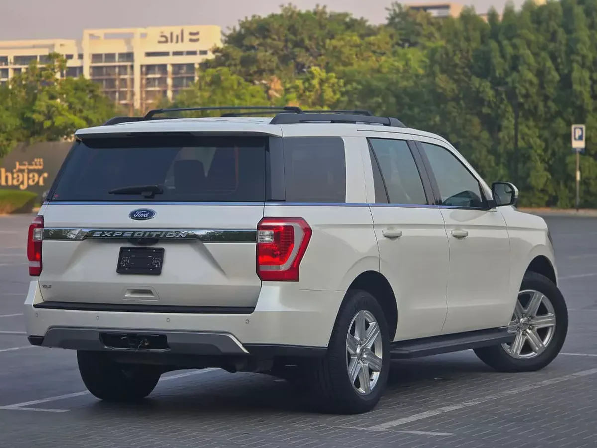 Ford Expedition XLT 2018 GCC Specs | Full service history available | Orginal paint | Single owner-7-7