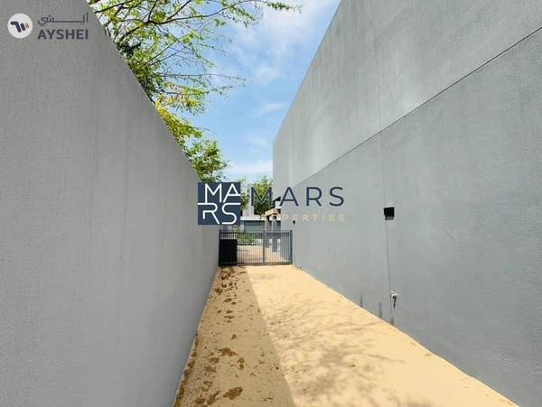 Premium 3 bedroom Corner townhouse in Masaar Robinia All Master Bed Room