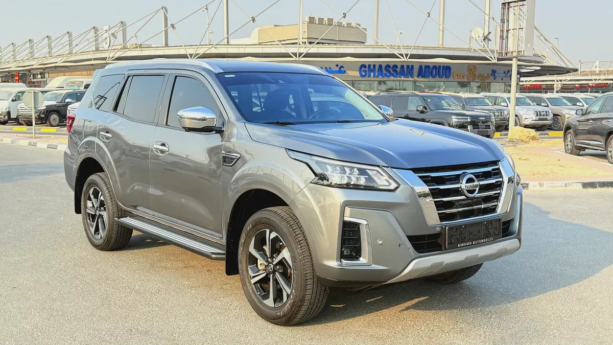 Nissan Xterra platinum 2.5L 2024 Year first Owner Gcc agency services warranty available-2-2