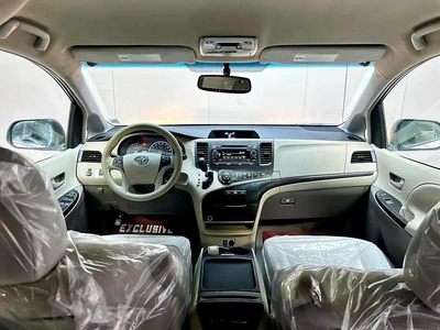 2014 Toyota Sienna LE - American Specs-8