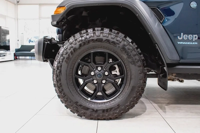 2025 Jeep Wrangler Willys 4xe hybrid-17