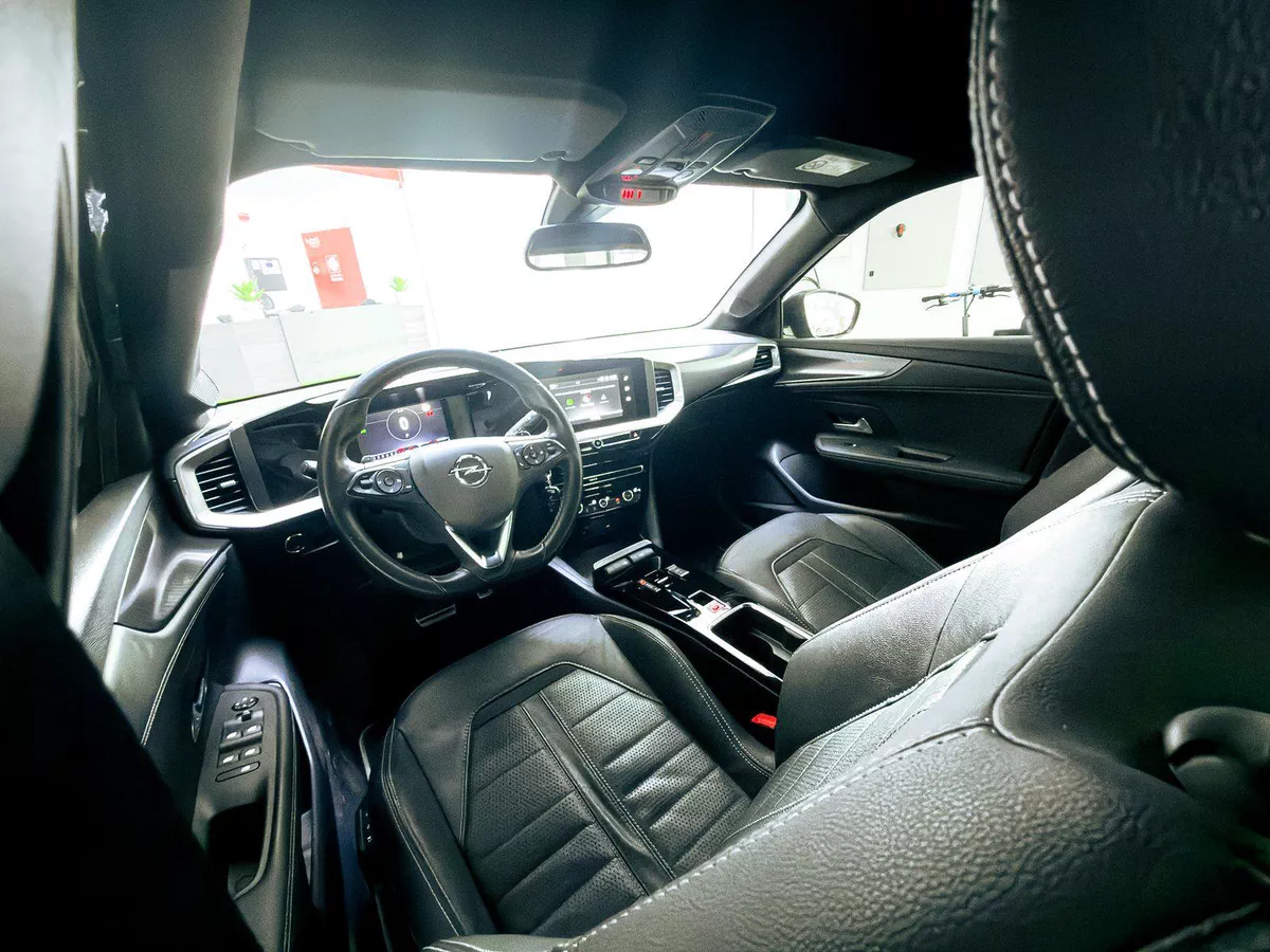 2022 Opel Mokka Ultimate Edition 1.2L V3 // EMI Starts from 750 AED-4-4
