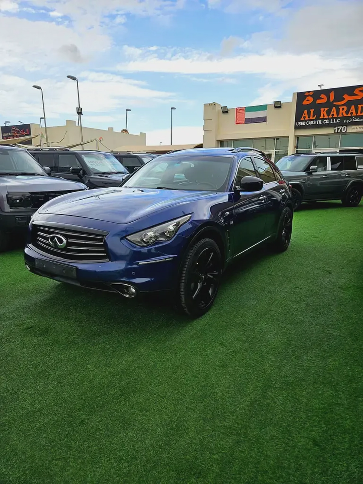 Infiniti QX70 S Black Edition 2016 - GCC - Excellent Condition - Original Paint - Free Registration-4-4