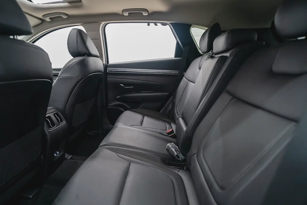 2023 HYUNDAI TUCSON SEL IN EXCELLENT CONDITION