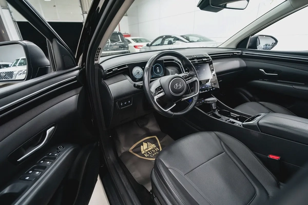 2023 HYUNDAI TUCSON SEL IN EXCELLENT CONDITION