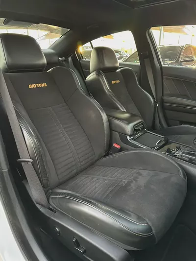 DODGE CHARGER SCAT PACK 2018 GCC FULL OPTION ORIGINAL PAINT PERFECT CONDITION-10