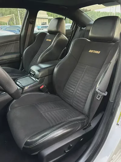 DODGE CHARGER SCAT PACK 2018 GCC FULL OPTION ORIGINAL PAINT PERFECT CONDITION-7