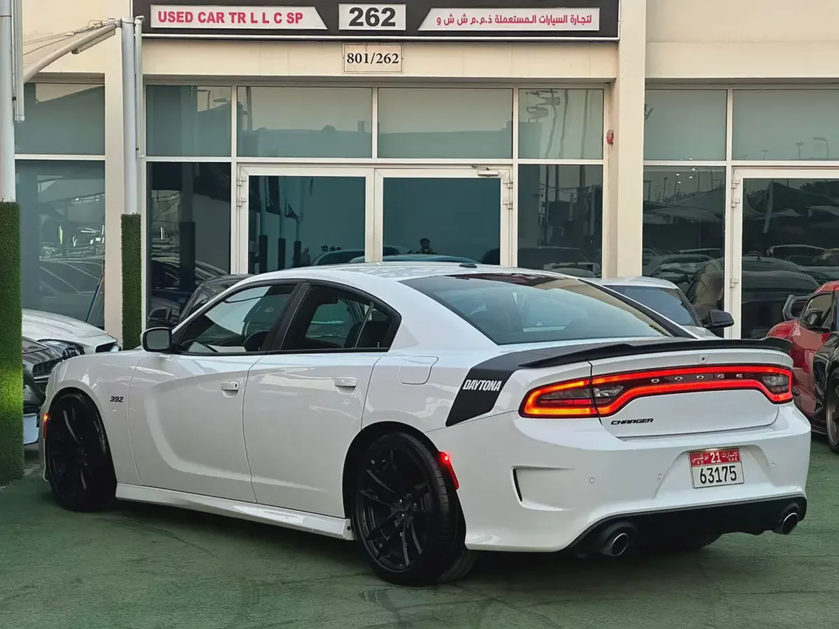 DODGE CHARGER SCAT PACK 2018 GCC FULL OPTION ORIGINAL PAINT PERFECT CONDITION-5-5