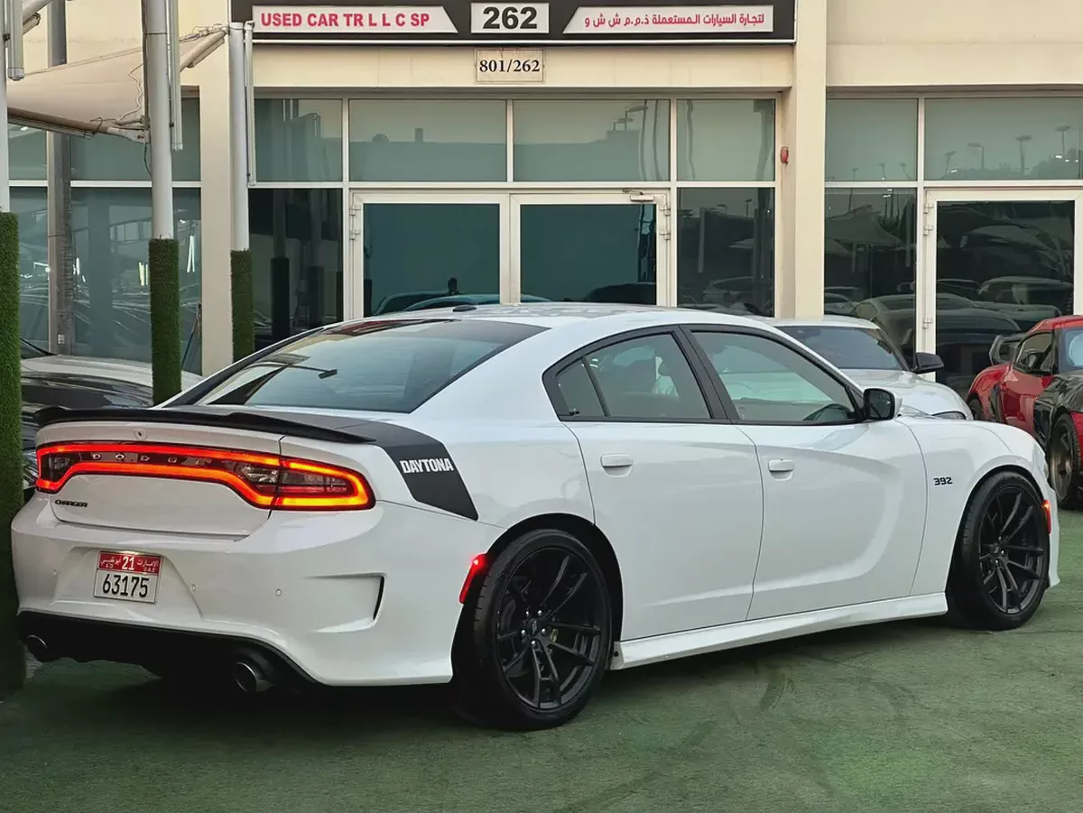 DODGE CHARGER SCAT PACK 2018 GCC FULL OPTION ORIGINAL PAINT PERFECT CONDITION-6-6