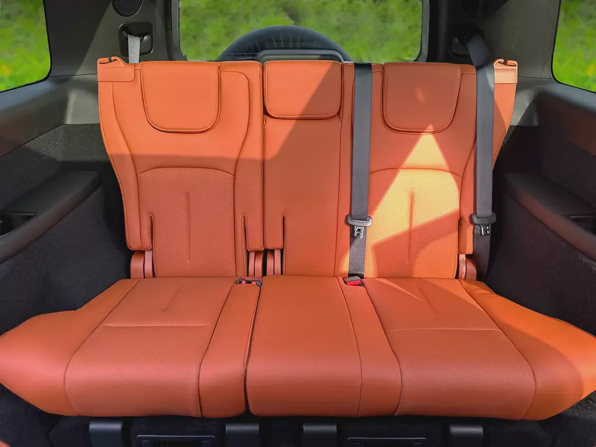 Rox 01 | 7 Seats | 2026 | Long Range-10-10