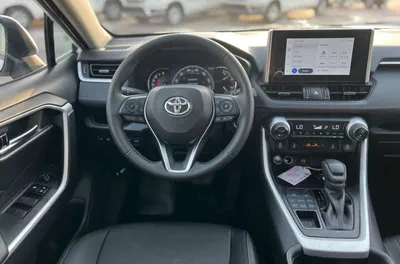 Toyota RAV4  2025 Toyota Rav4 XLE Full Option 2.5L V4 - Rear Camera  Leather Seat - AWD 4x4 - Sunroof - Low Milea-13