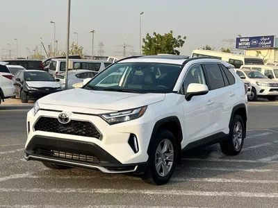 Toyota RAV4  2025 Toyota Rav4 XLE Full Option 2.5L V4 - Rear Camera  Leather Seat - AWD 4x4 - Sunroof - Low Milea-1
