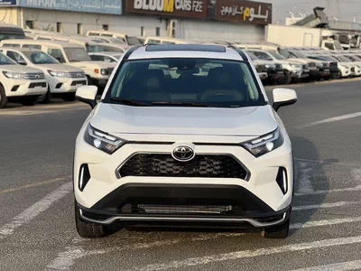 Toyota RAV4  2025 Toyota Rav4 XLE Full Option 2.5L V4 - Rear Camera  Leather Seat - AWD 4x4 - Sunroof - Low Milea-2