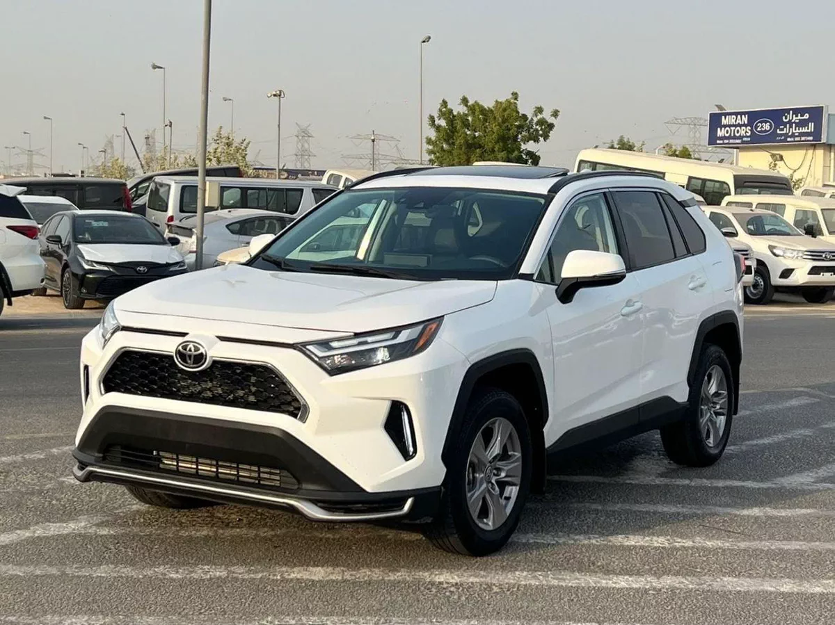 Toyota RAV4  2025 Toyota Rav4 XLE Full Option 2.5L V4 - Rear Camera  Leather Seat - AWD 4x4 - Sunroof - Low Milea-1-0