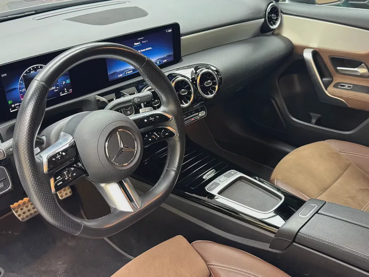 Mercedes Benz A200 AMG 2025 GCC-15-15
