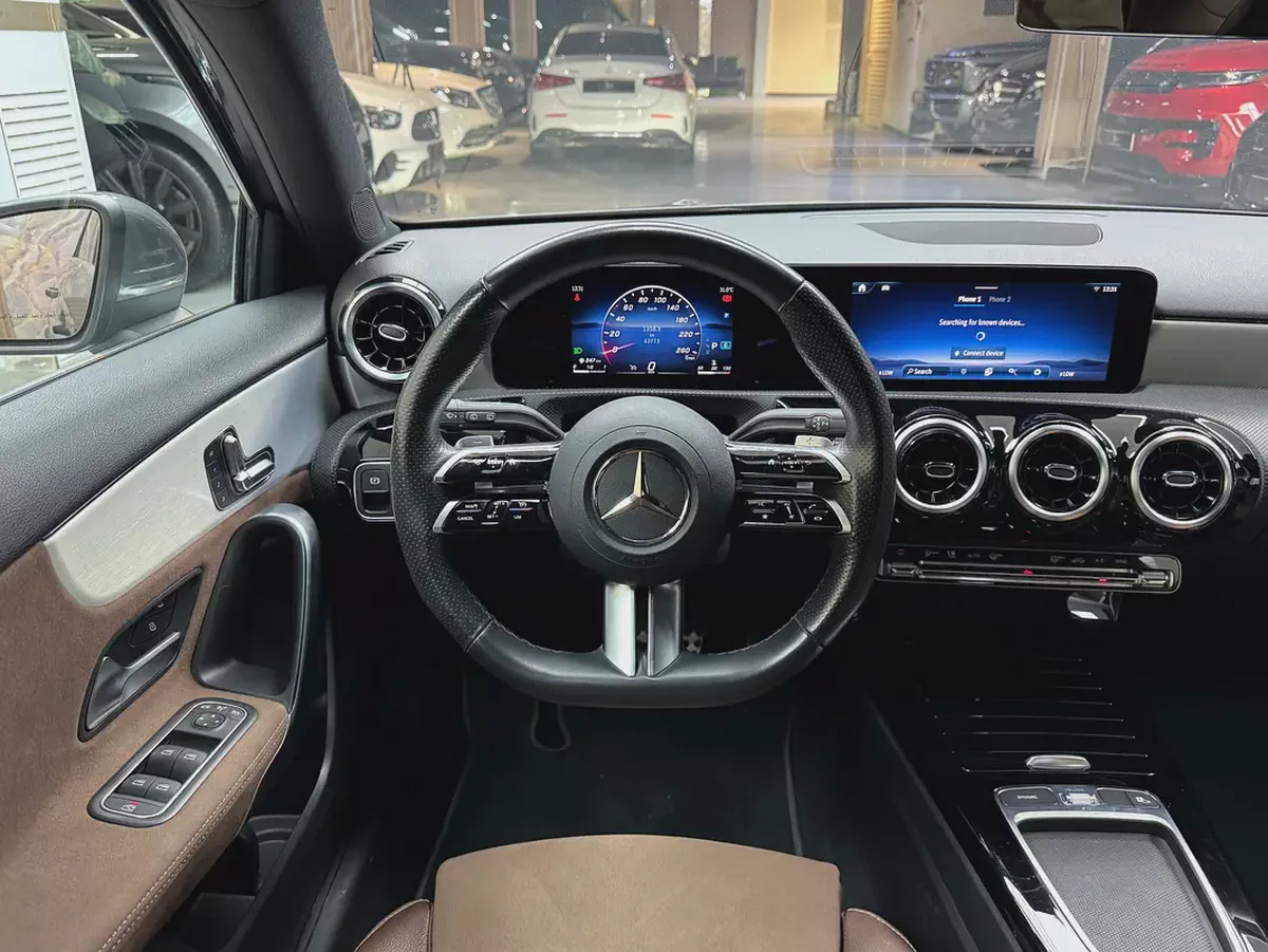 Mercedes Benz A200 AMG 2025 GCC-7-7