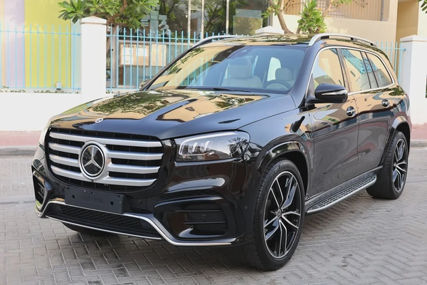 MERCEDES-BENZ GLS450 -2024- 13000KM-UNDER WARRANTY-GCC SPECS