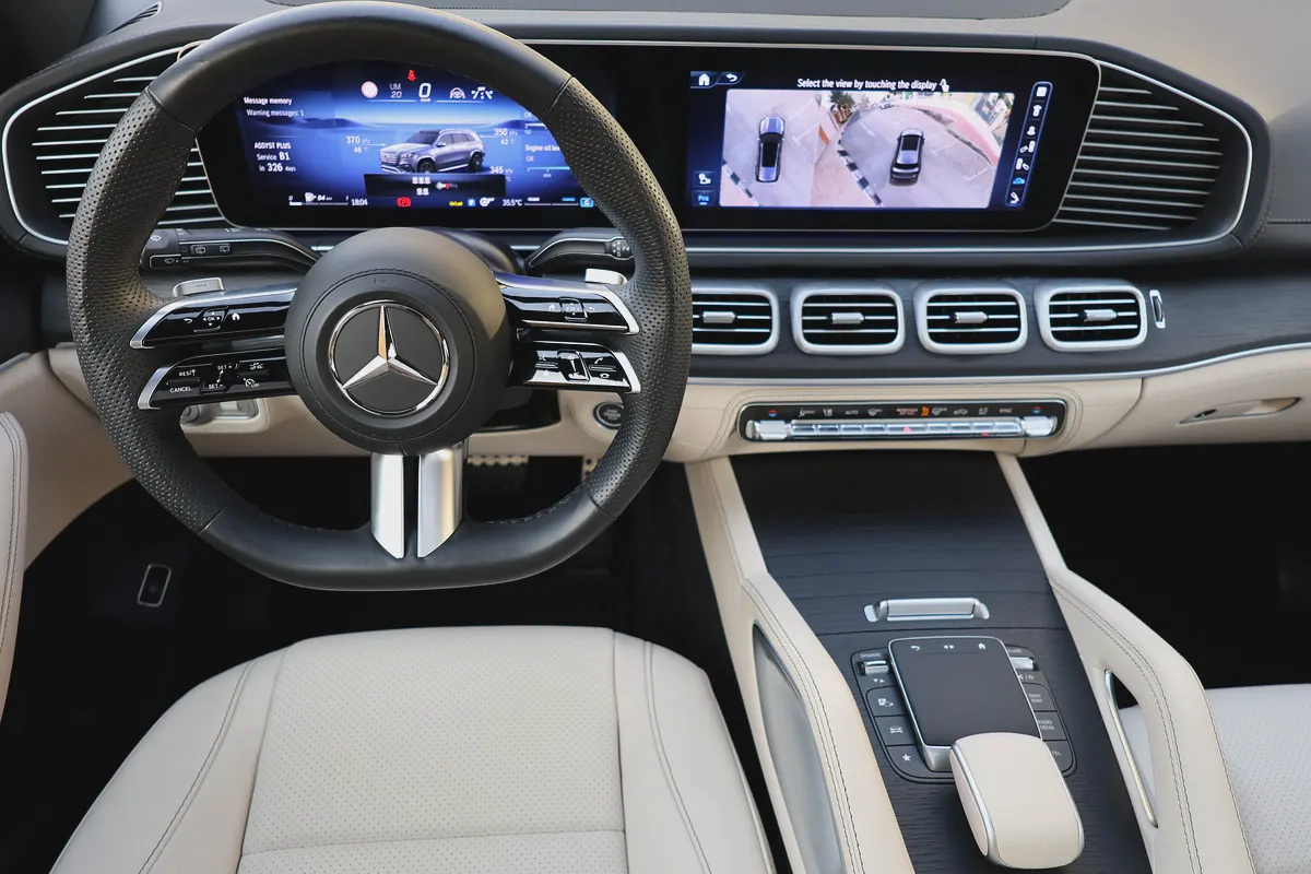 MERCEDES-BENZ GLS450 -2024- 13000KM-UNDER WARRANTY-GCC SPECS-15-15
