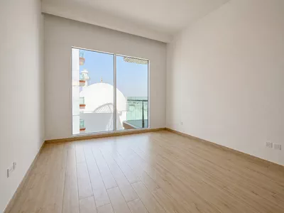 Luxury 2 BHK | Spacious Unit | Brand New-3
