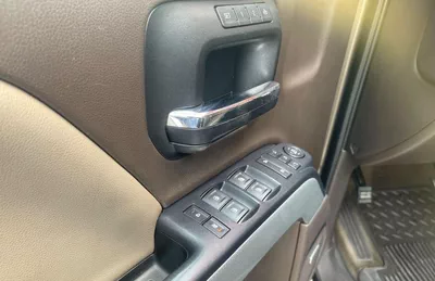 Chevrolet Silverado 1500 CREW/CAB Z71 LTZ-9
