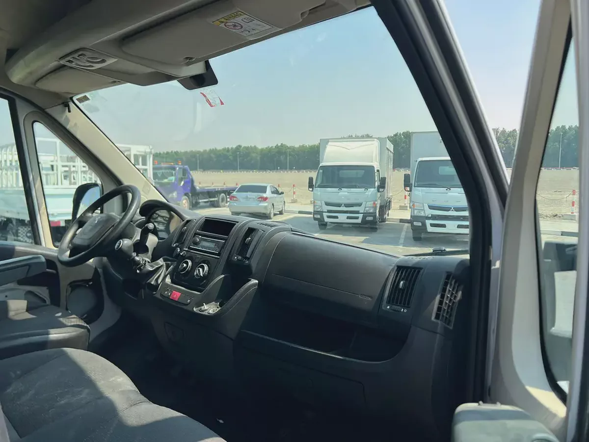 2023 | Peugeot Boxer | Manual | Ref#863-10-10