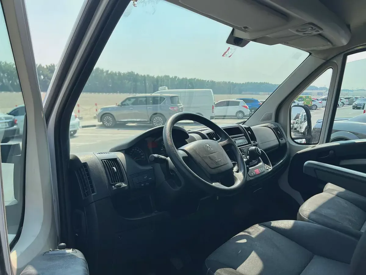 2023 | Peugeot Boxer | Manual | Ref#863-8-8