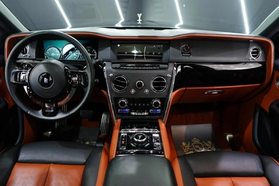Rolls-Royce Cullinan-11