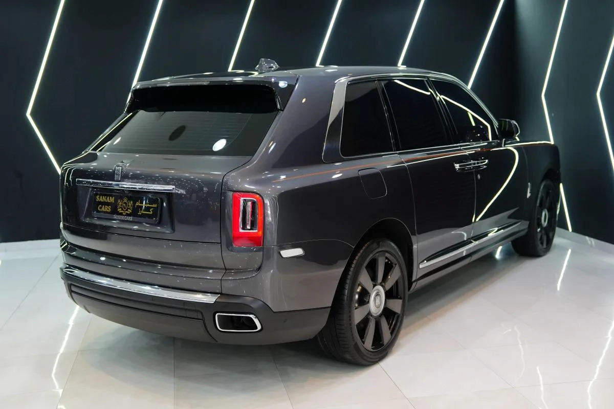 Rolls-Royce Cullinan-7-7