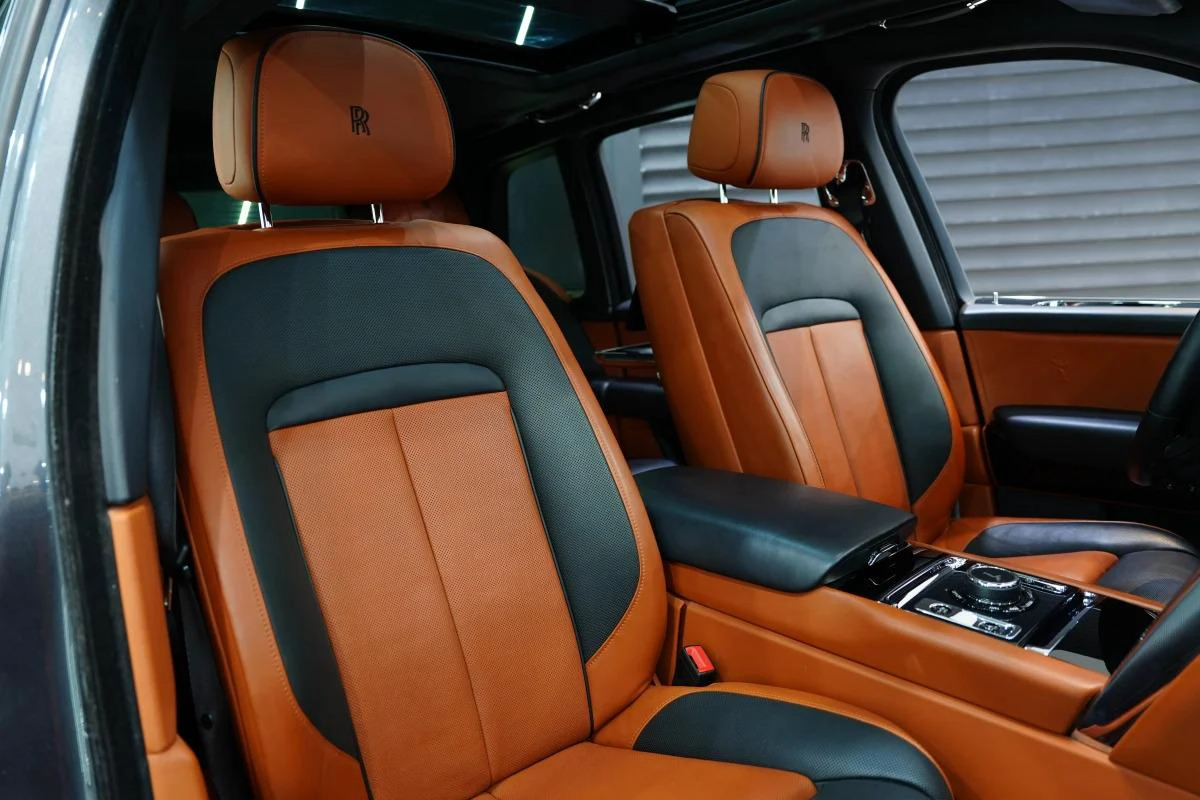 Rolls-Royce Cullinan-10-10