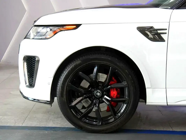 2019 - Land Rover Range Rover Sport SVR