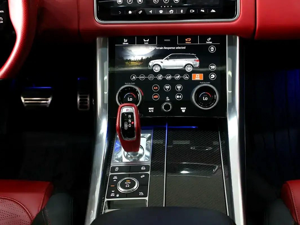 2019 - Land Rover Range Rover Sport SVR-9-9