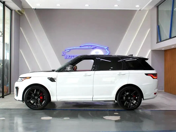 2019 - Land Rover Range Rover Sport SVR