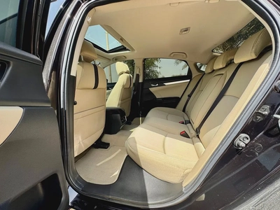 750-Monthly l GCC l Sunroof, Cruise, Camera l Agency Maintained-11