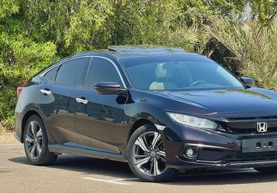 750-Monthly l GCC l Sunroof, Cruise, Camera l Agency Maintained-13