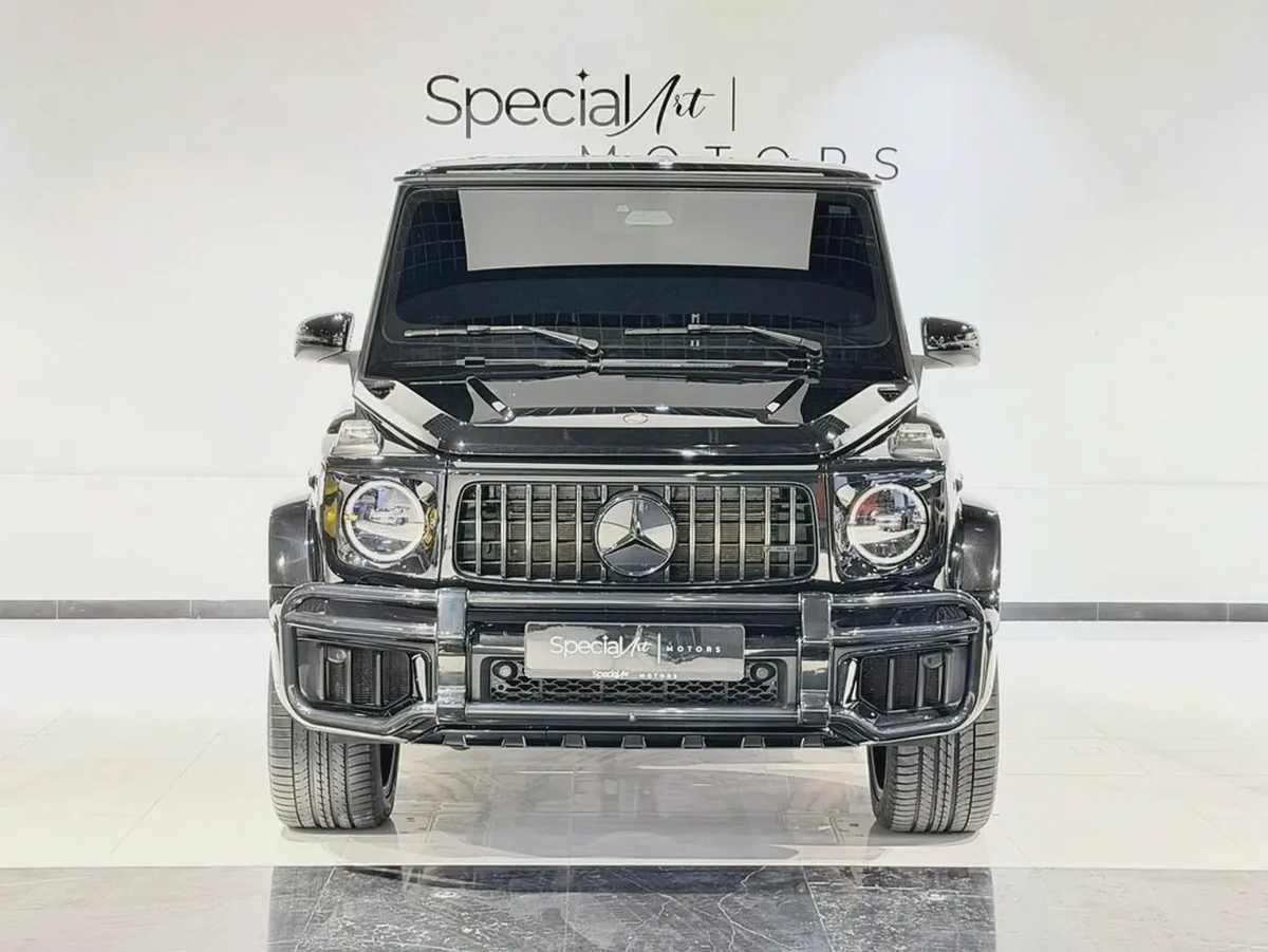 MERCEDES-BENZ G63 AMG V8 / 2025 / 5,600KMs ONLY / DOUBLE NIGHT PACKAGE-1-1