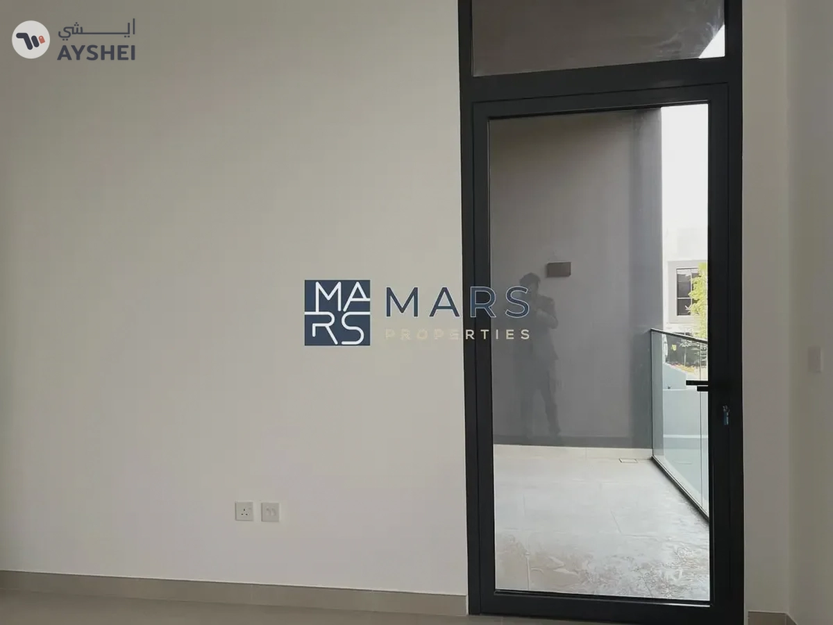 Brand New | Corner Unit | Gated Community-15-15