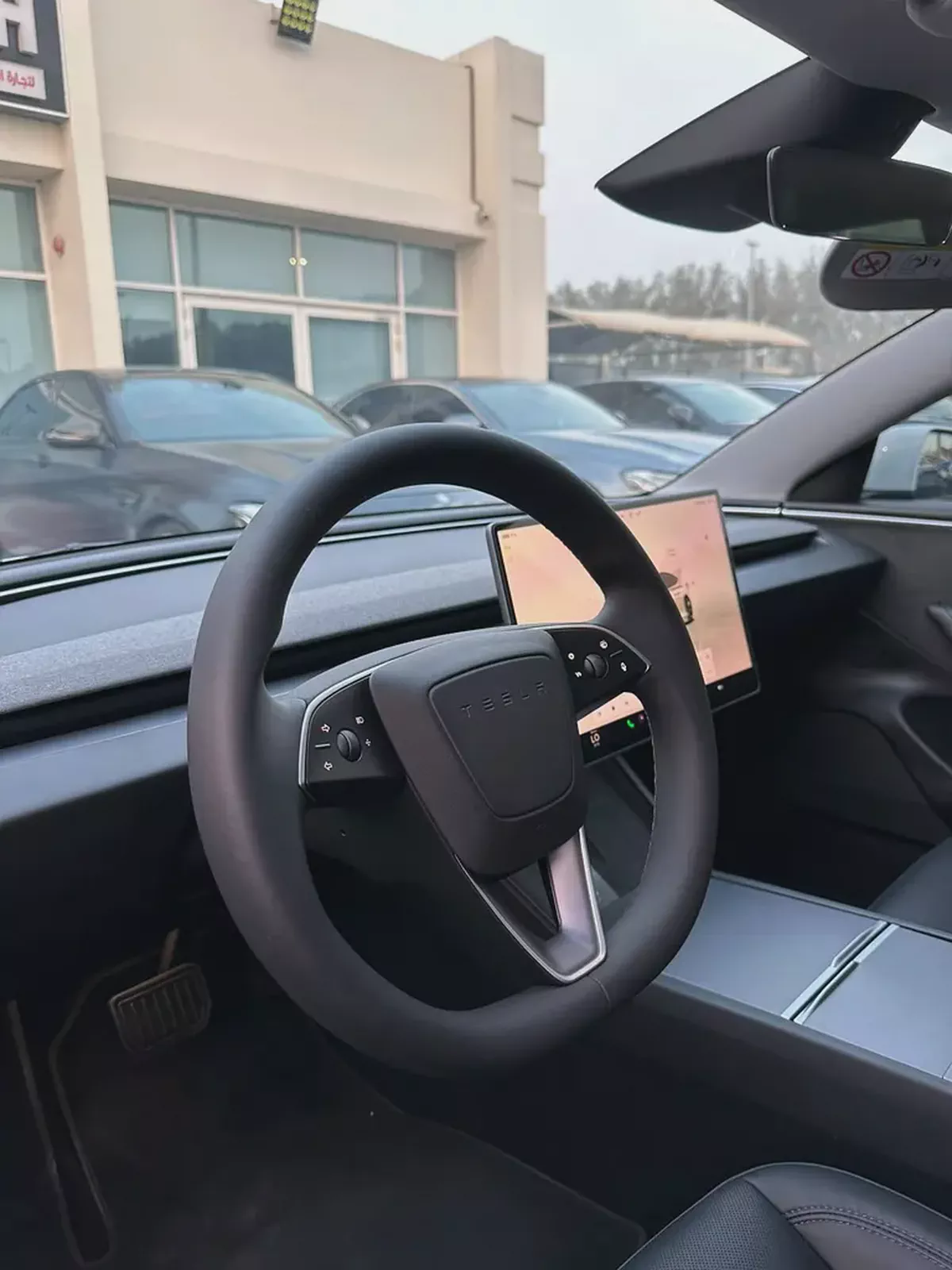 2025 Tesla Model 3 Long Range GCC Specs-5-5