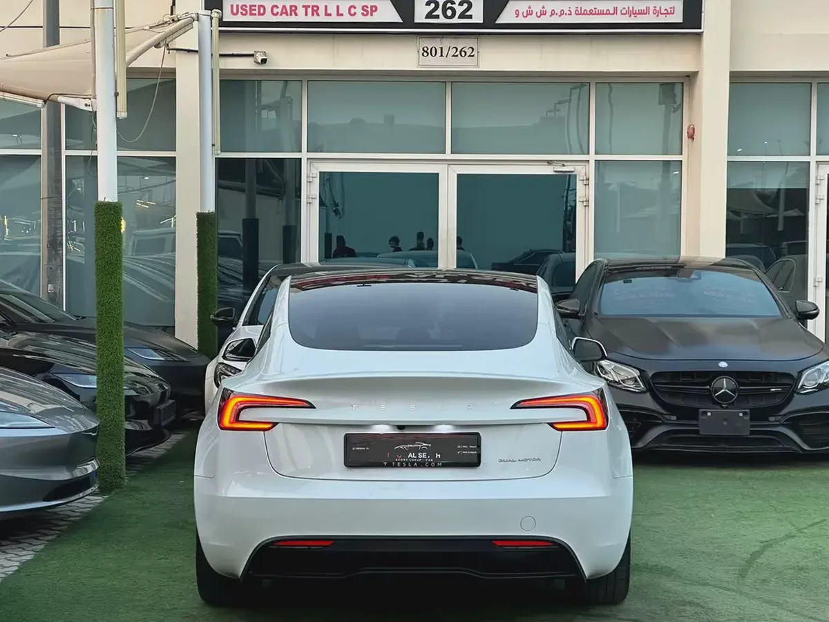 2025 Tesla Model 3 Long Range GCC Specs-7-7