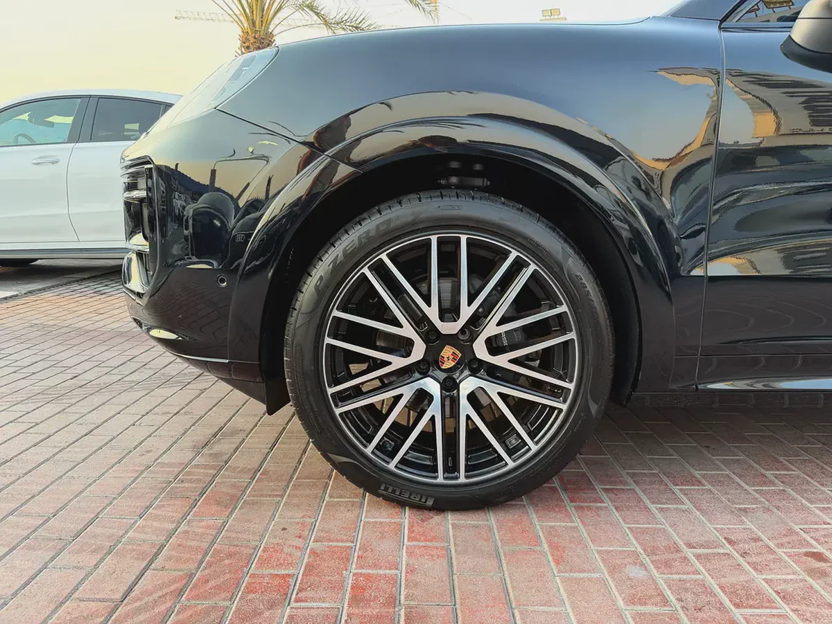Porsche Cayenne Coupe 2026 | GCC Specs | Brand New Luxury SUV-14-14