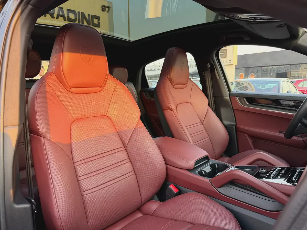 Porsche Cayenne Coupe 2026 | GCC Specs | Brand New Luxury SUV-8-8