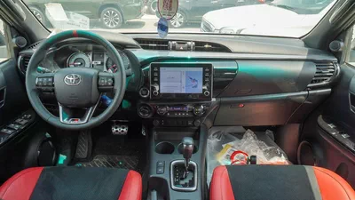Toyota Hilux GR SPORT 4.0L V6-7