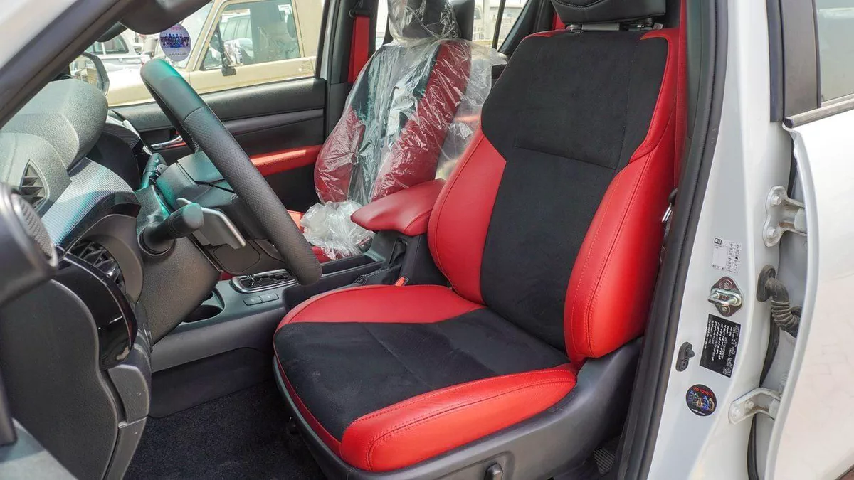 Toyota Hilux GR SPORT 4.0L V6-12-0