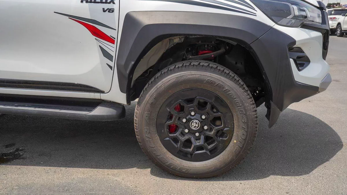 Toyota Hilux GR SPORT 4.0L V6-21-0