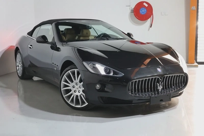 Maserati GranCabrio Sport 2015 | GCC Specs | Low Mileage 20000KM-PRISTINE CONDITION-3