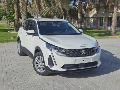 Peugeot 3008 Active 2022 GCC Specs - Low Mileage Mid Sized Compact SUV-4