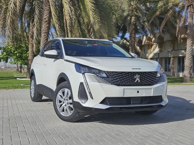 Peugeot 3008 Active 2022 GCC Specs - Low Mileage Mid Sized Compact SUV-5